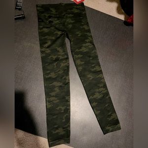 SPANX - Look At Me Now Leggings NWT - size XL